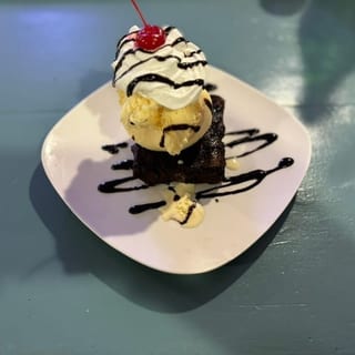 Brownie Sundae